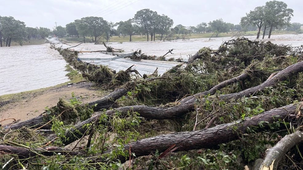 Kerrville residents ordered to shelter in place amid catastrophic flood conditions